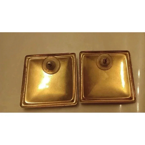 Vintage Pierced Earrings Big Bold Square Retro Green Swirl Gold Tone - Picture 2 of 2